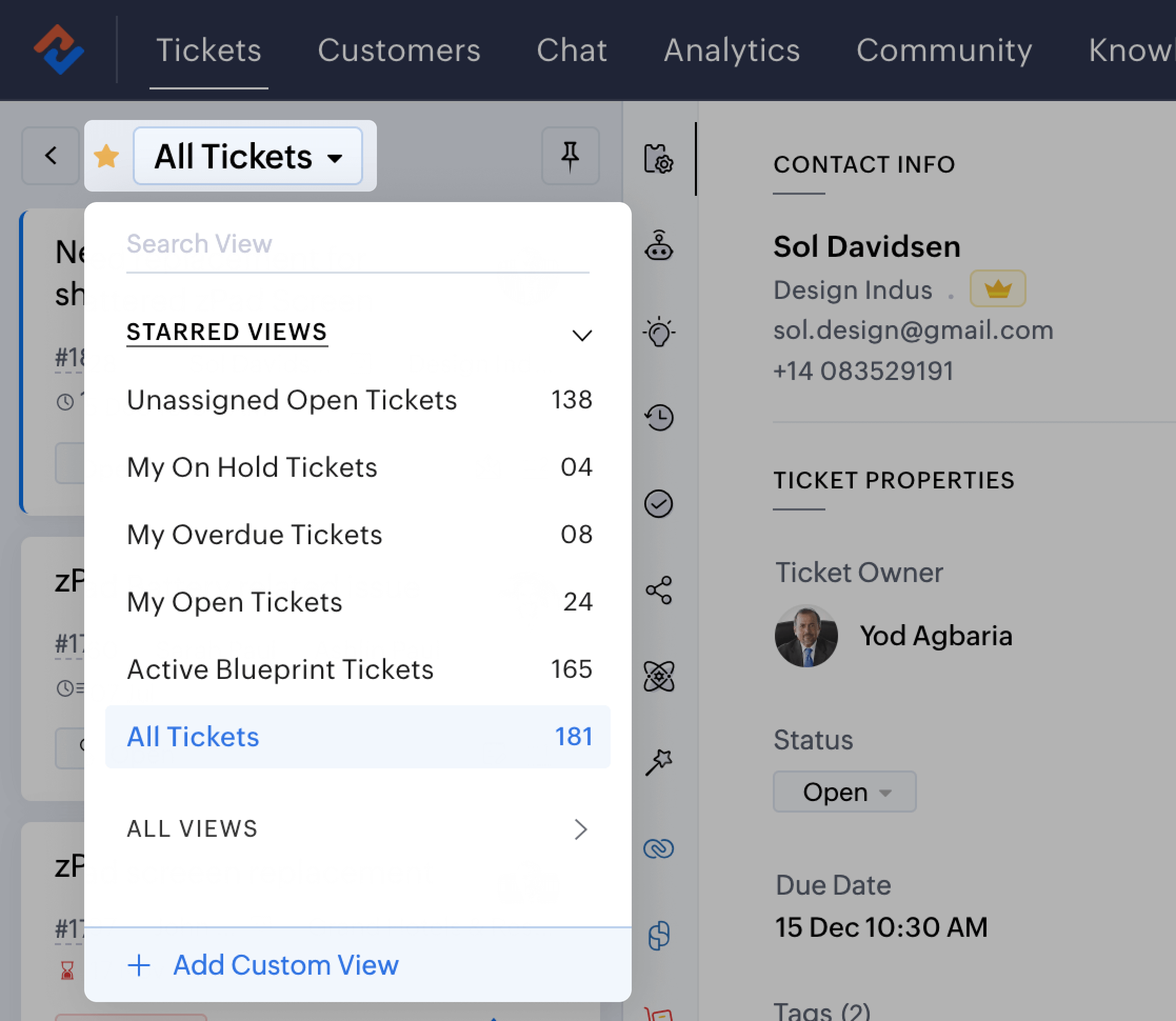 Tangkapan layar resmi Zoho Desk dengan tampilan tiket tersimpan, detail pelanggan, pemilik tiket, dan status.
